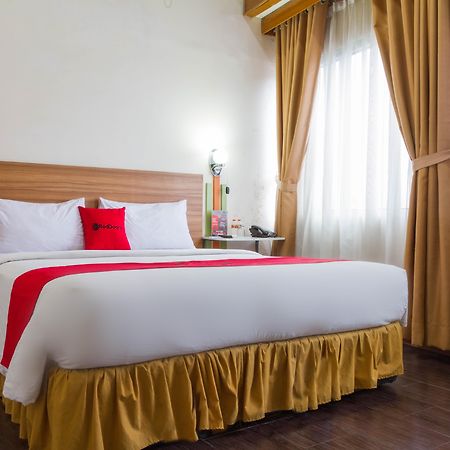 Reddoorz Plus @ Surapati 2 Bandung Luaran gambar
